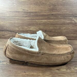 UGG Ascot Brown Suede Slippers Loafers Slip-Ons Men’s Size 11 EEE Shoes